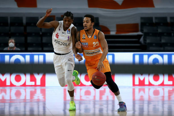 优秀表现的 优秀表现的